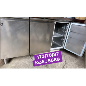 Μεταχειρισμένο ψυγείο πάγκος, με 3 πόρτες και εσωτερικό μοτέρ‼️